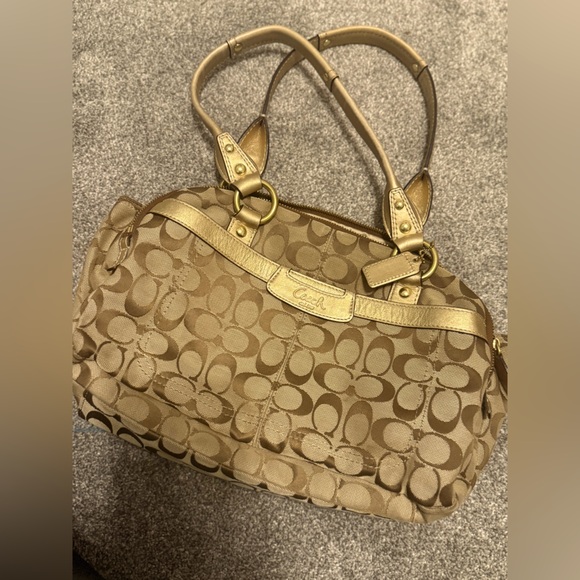 Coach Penelope Signature Satchel Bag Purse Handbag Champagne Gold & Khaki - Picture 1 of 2